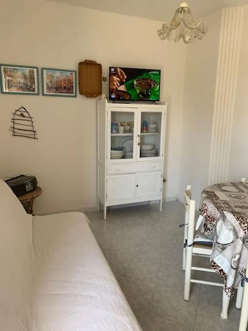 Villa Fiori Giardino, 400 M. Mare Con Parcheggio Сиракузы 0*,  Италия